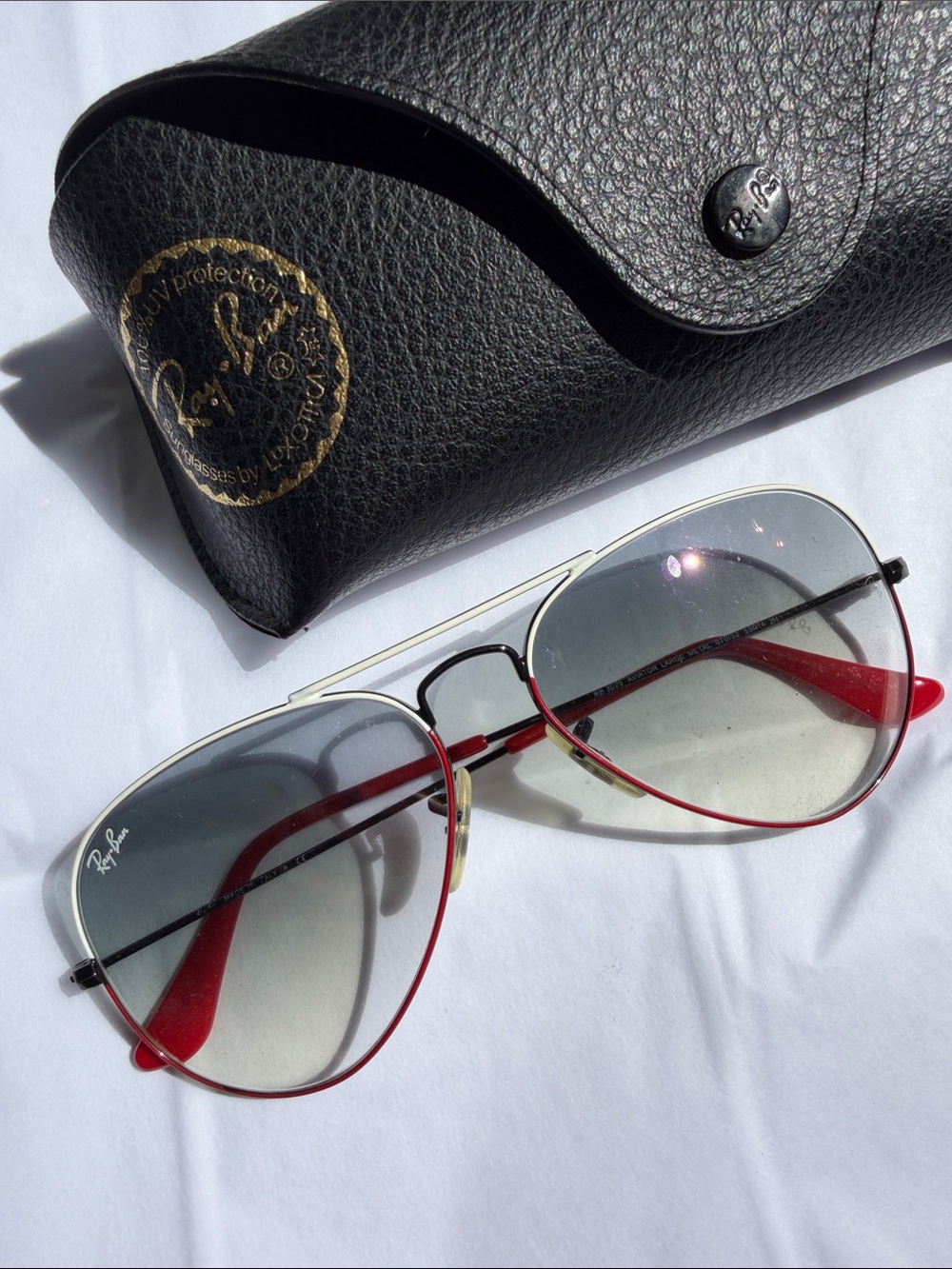 Vintage Red White Ray-Ban Aviator Sunglasses with Case